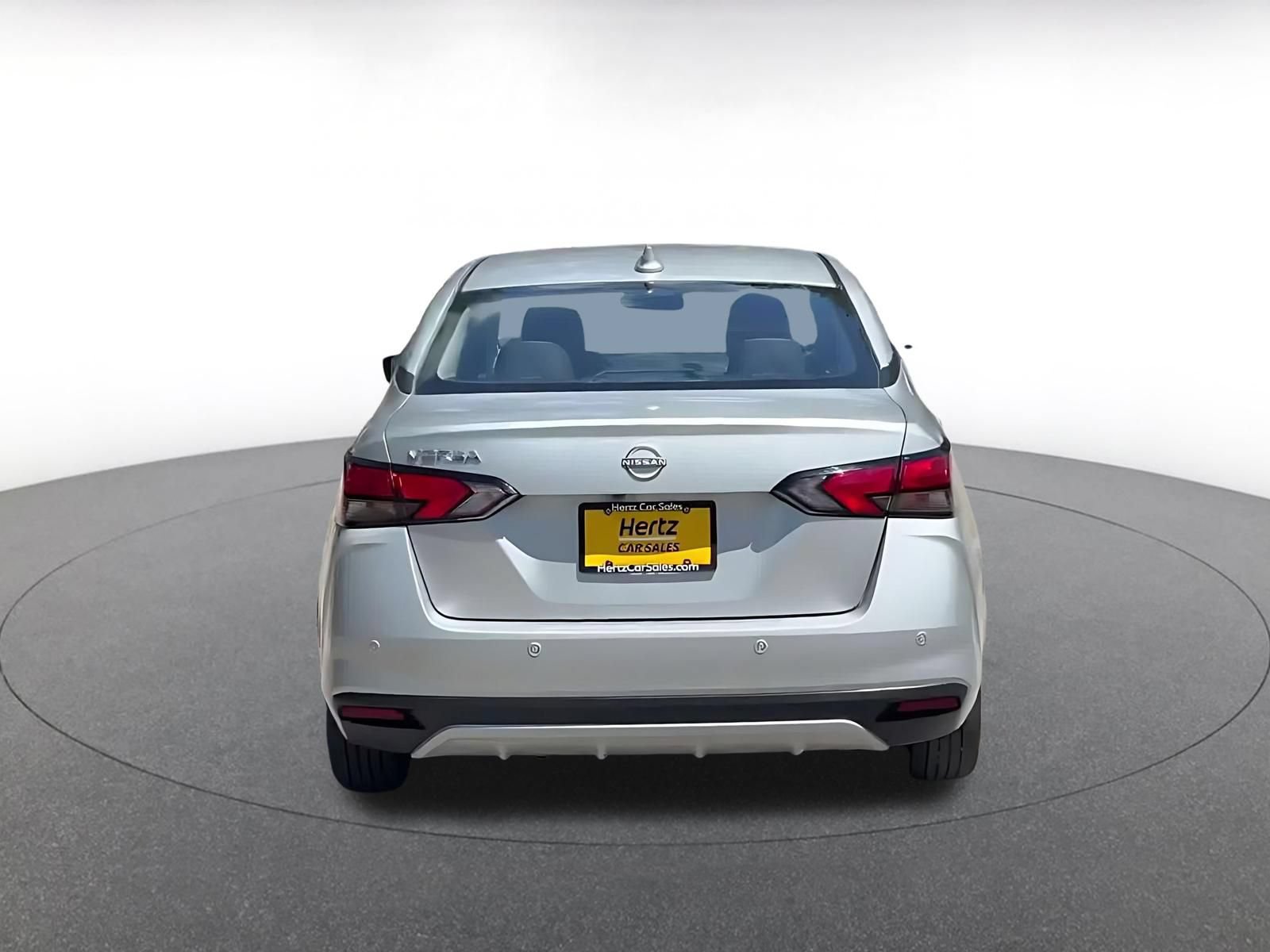 Used 2025 Nissan Versa SV FWD image 12