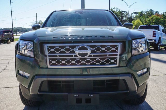 Used 2024 Nissan Frontier SV w/ SV Convenience Package image 9