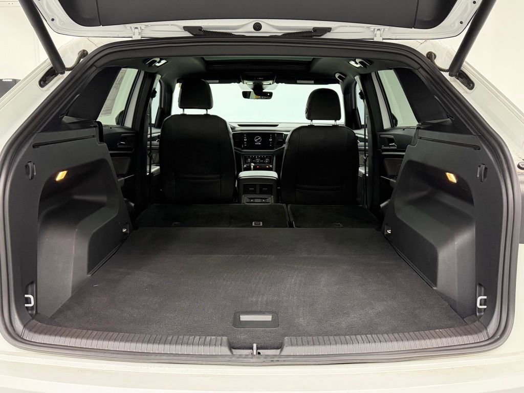 Used 2022 Volkswagen Atlas Cross Sport SEL Premium R-Line w/ Cross Sport MDO Package image 30