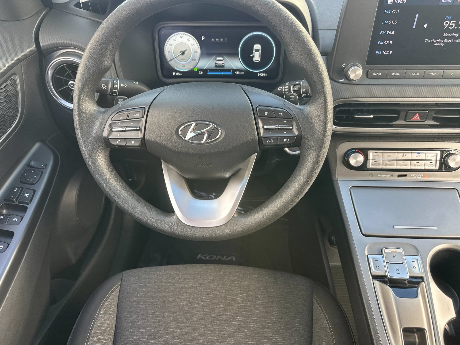 Used 2023 Hyundai Kona SE w/ Cargo Package FWD image 14