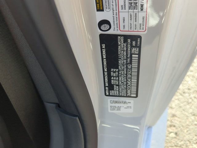 Used 2026 BMW 230i Coupe w/ Convenience Package image 22