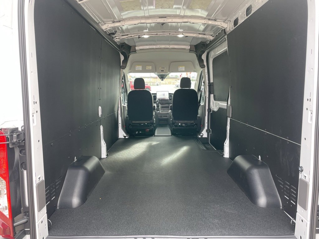 New 2026 Ford Transit 350 148 Medium Roof AWD image 36