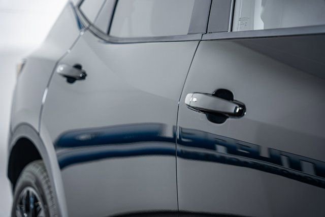 New 2026 Chevrolet Blazer LT w/ LPO, Black Sport Package image 16