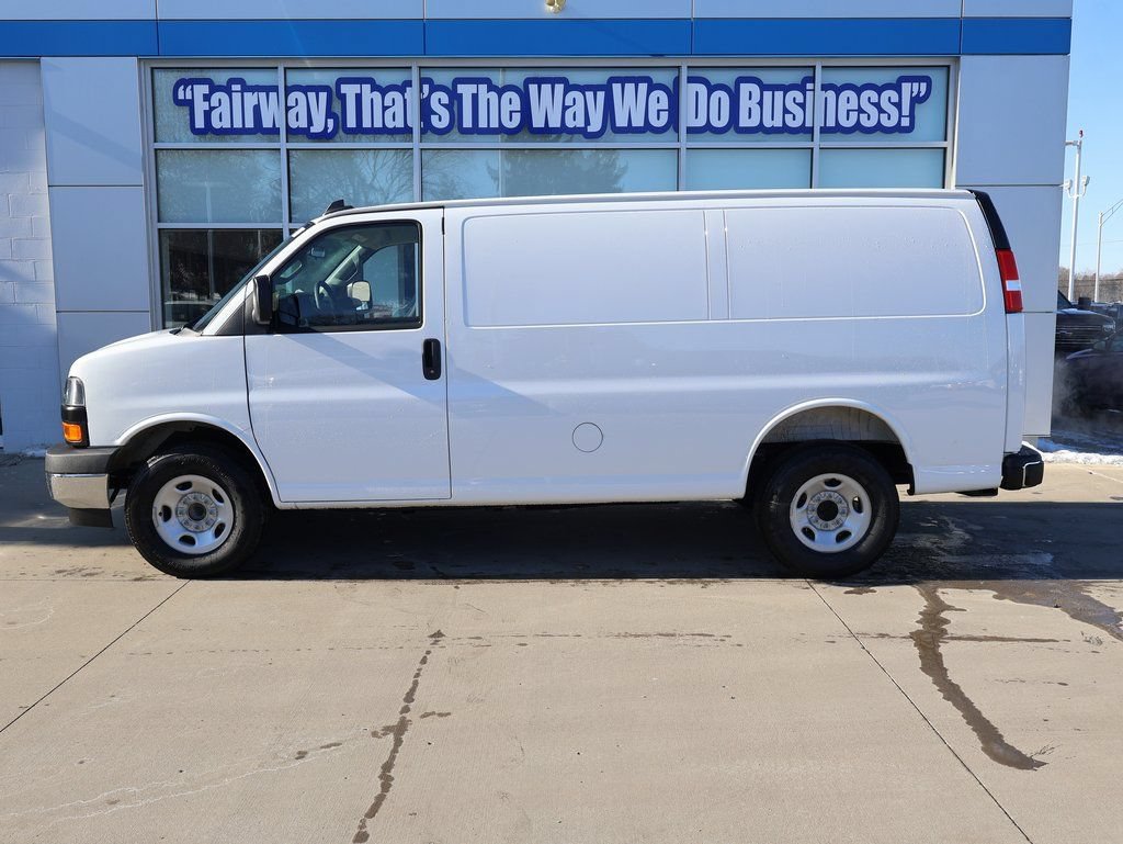 New 2025 Chevrolet Express 2500 w/ Driver Convenience Package RWD image 7