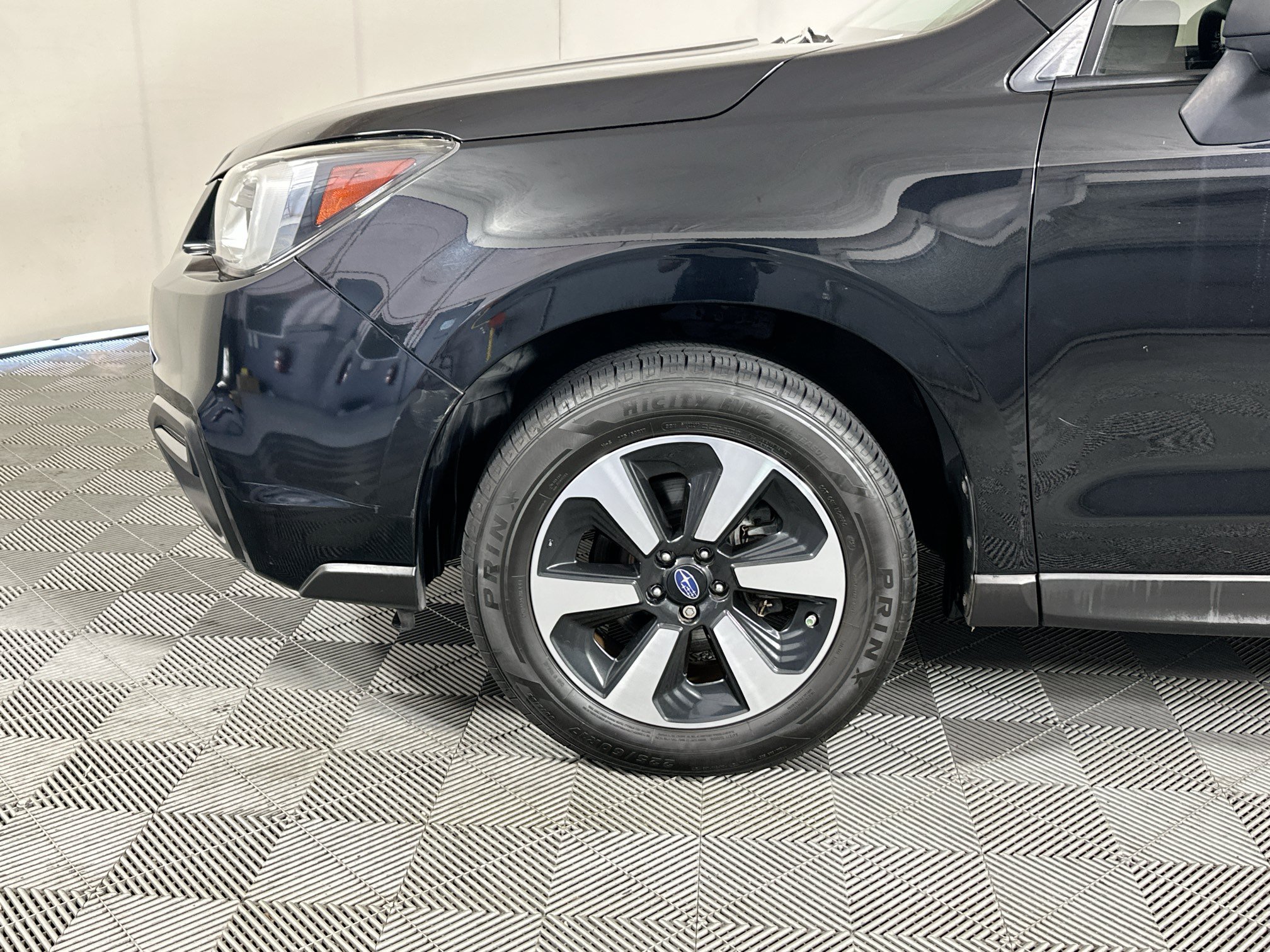 Used 2018 Subaru Forester 2.5i w/ Alloy Wheel Package AWD/4WD image 11