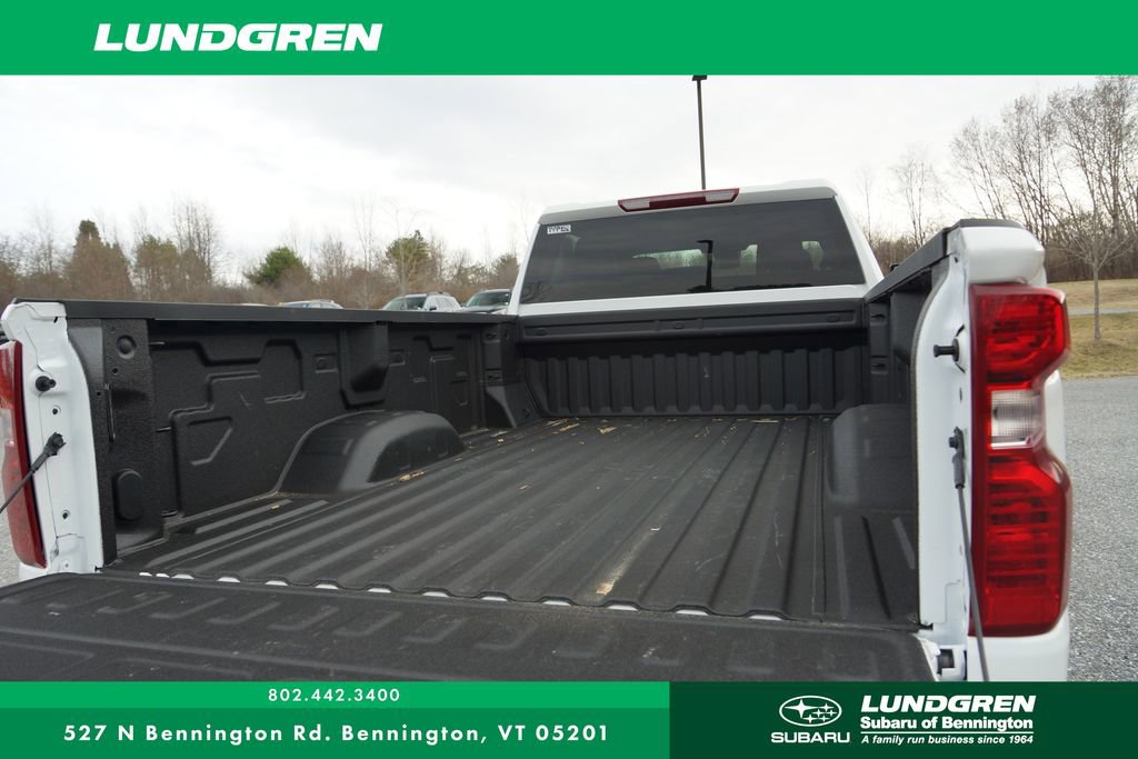 Used 2026 Chevrolet Silverado 3500 W/T image 25