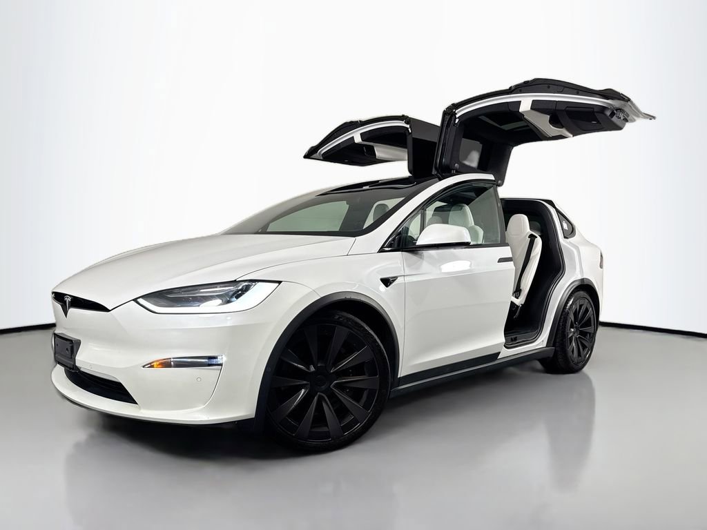 Used 2022 Tesla Model X Plaid image 1