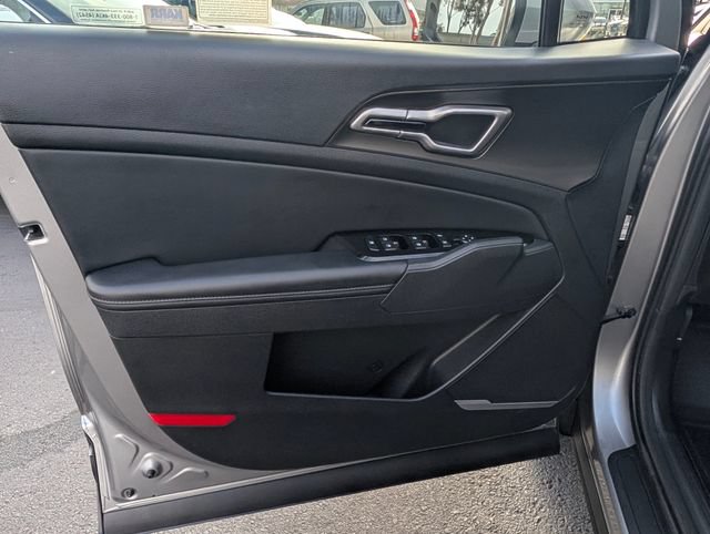 Used 2024 Kia Sportage EX FWD image 16