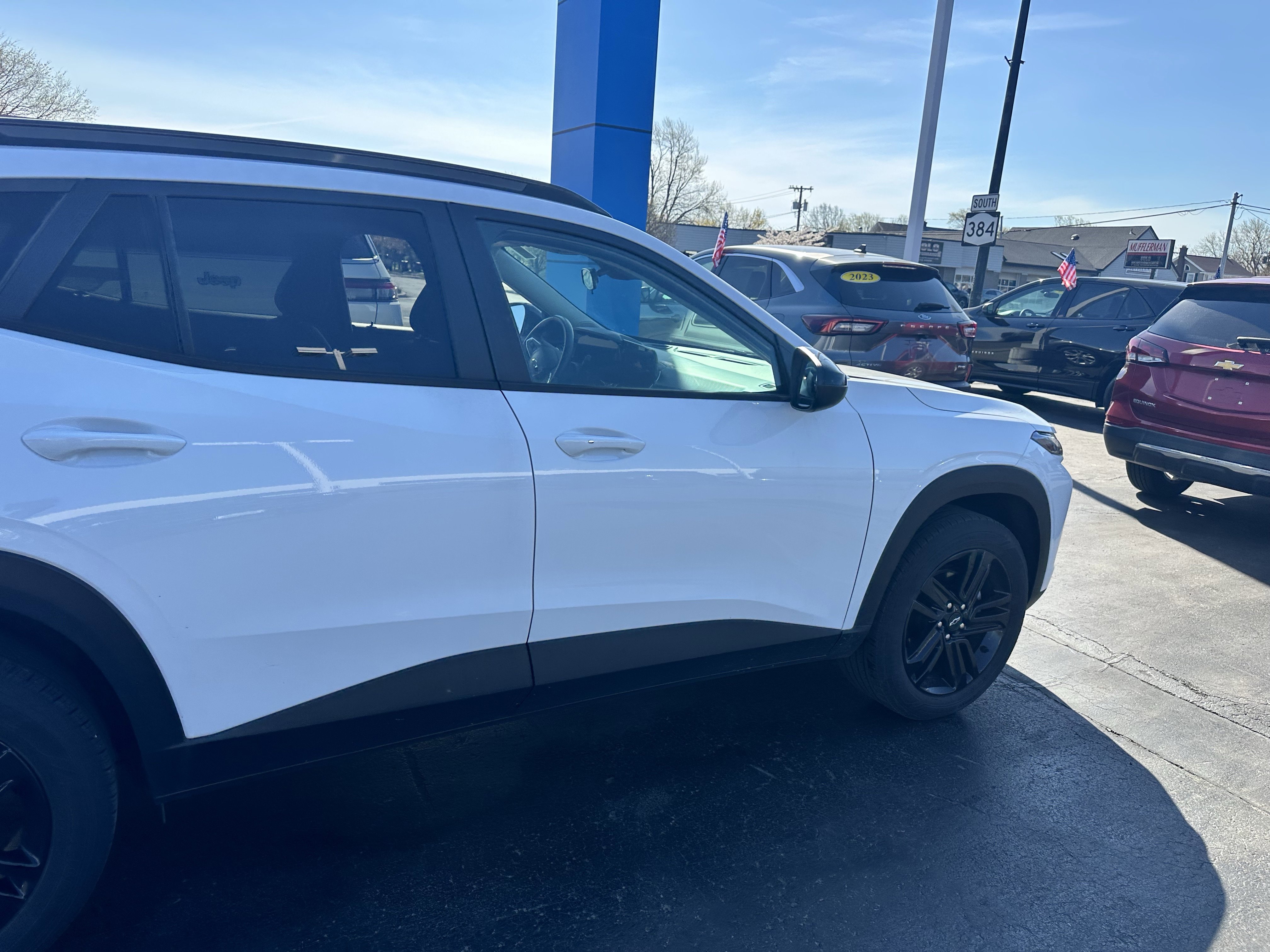 Certified 2024 Chevrolet Trax ACTIV w/ Driver Confidence Package FWD image 9