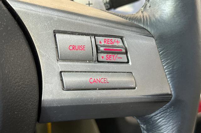 Used 2011 Subaru Outback 2.5i Limited AWD/4WD image 26