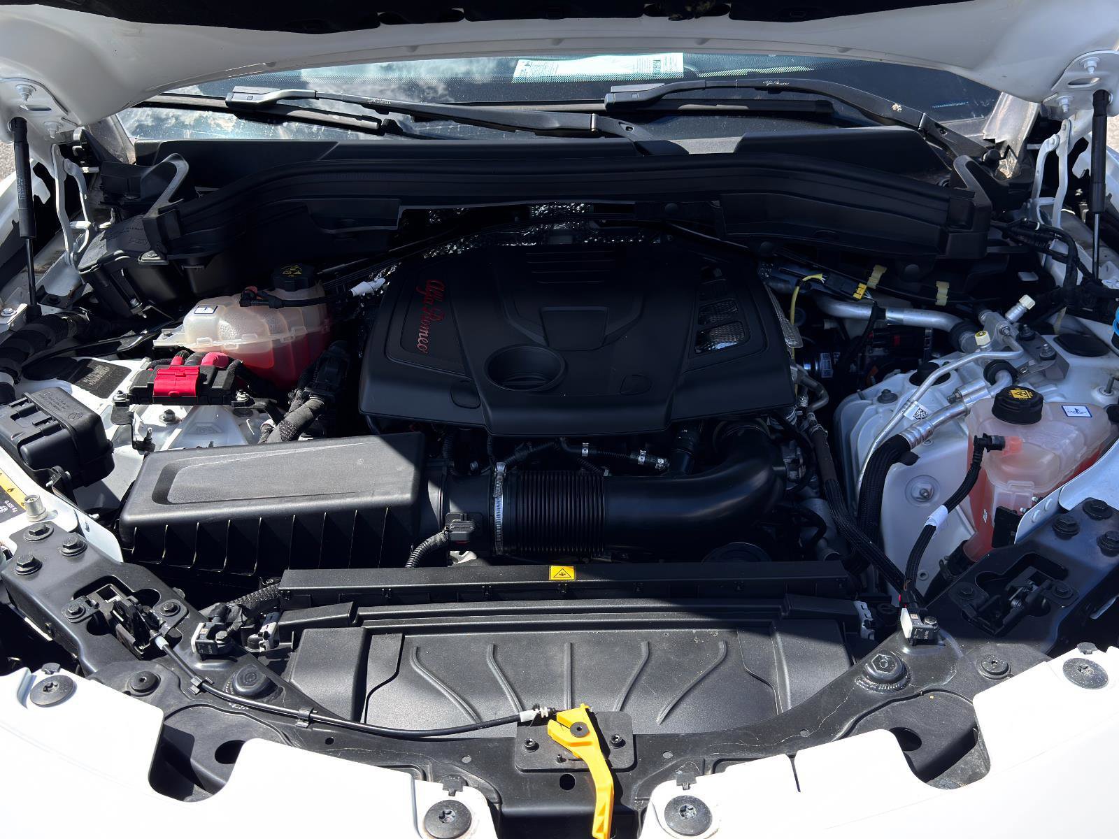 Used 2022 Alfa Romeo Stelvio Ti image 26