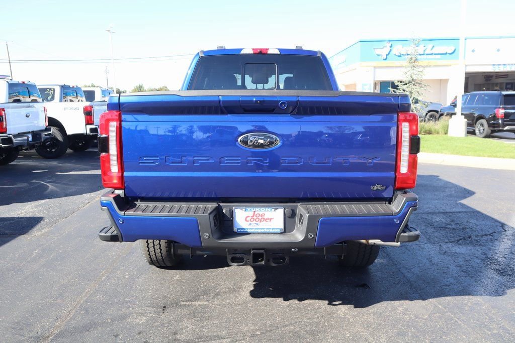 New 2026 Ford F250 Lariat w/ Black Appearance Package image 22