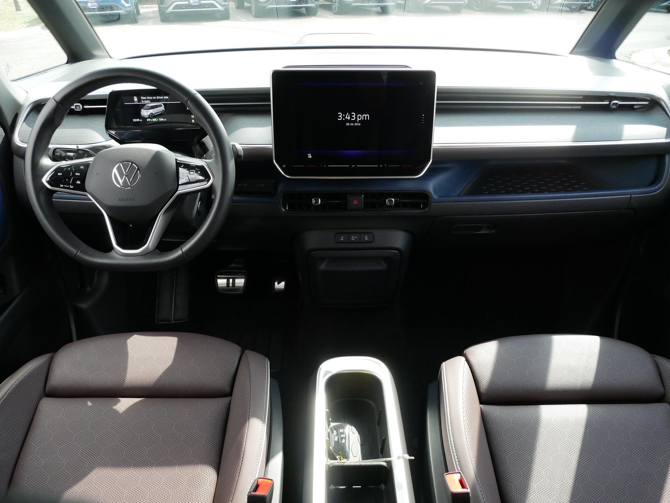Certified 2025 Volkswagen ID. Buzz Pro S RWD image 10