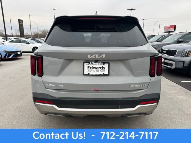New 2025 Kia Sorento S image 8
