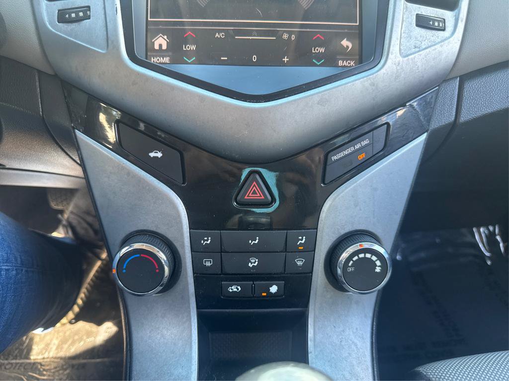 Used 2016 Chevrolet Cruze LS FWD image 16