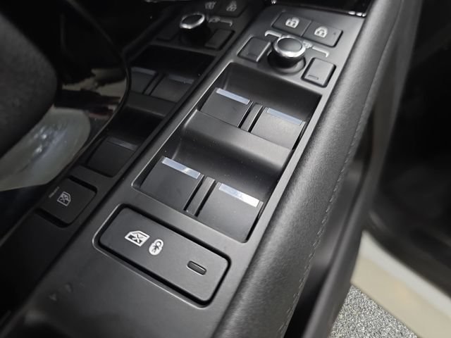 Used 2021 Land Rover Range Rover Evoque S AWD/4WD image 26