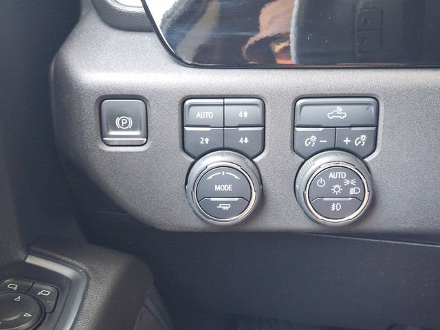 Used 2022 Chevrolet Silverado 1500 RST AWD/4WD image 22