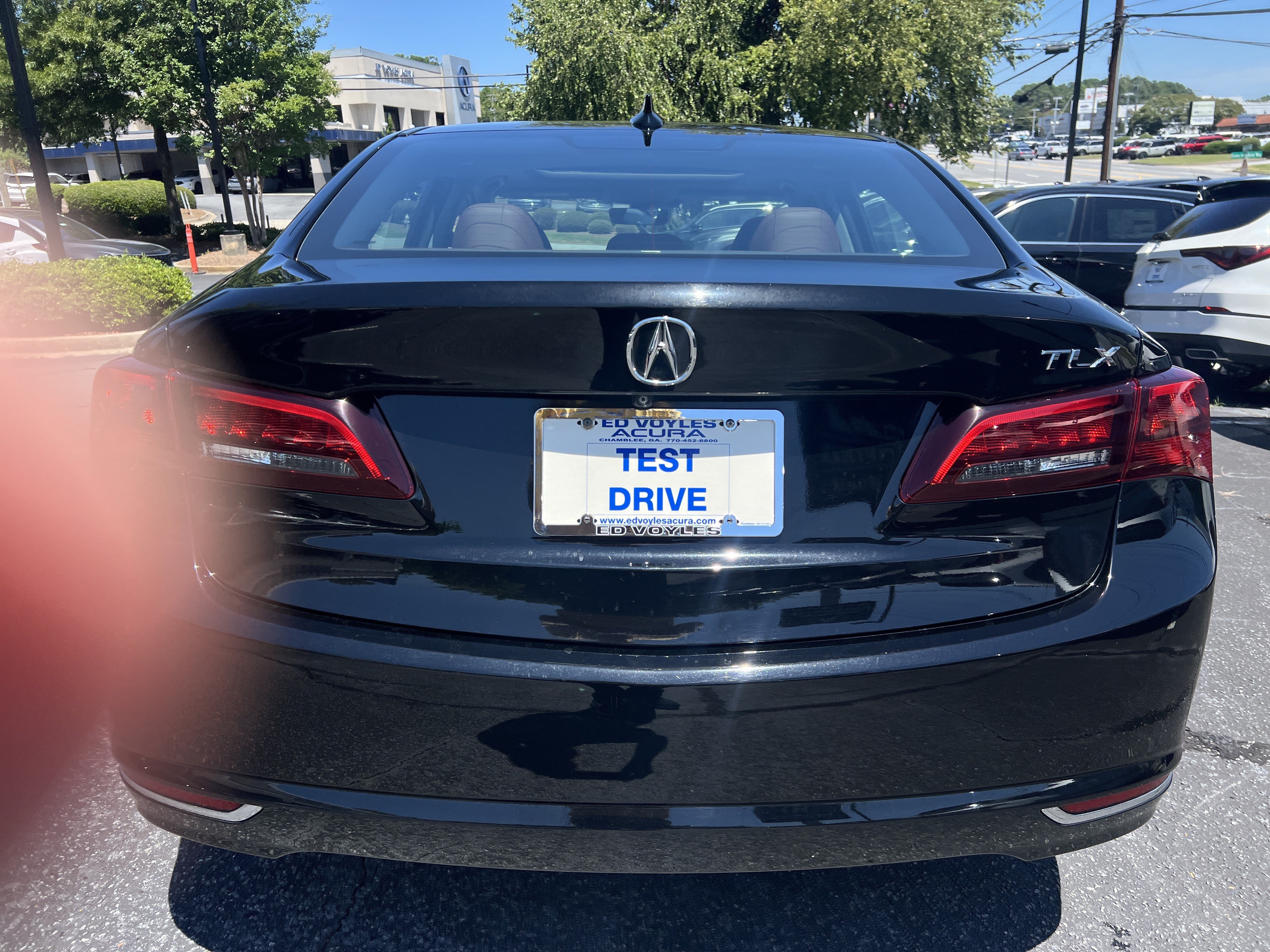 Certified 2016 Acura TLX w/ Technology Package FWD image 4
