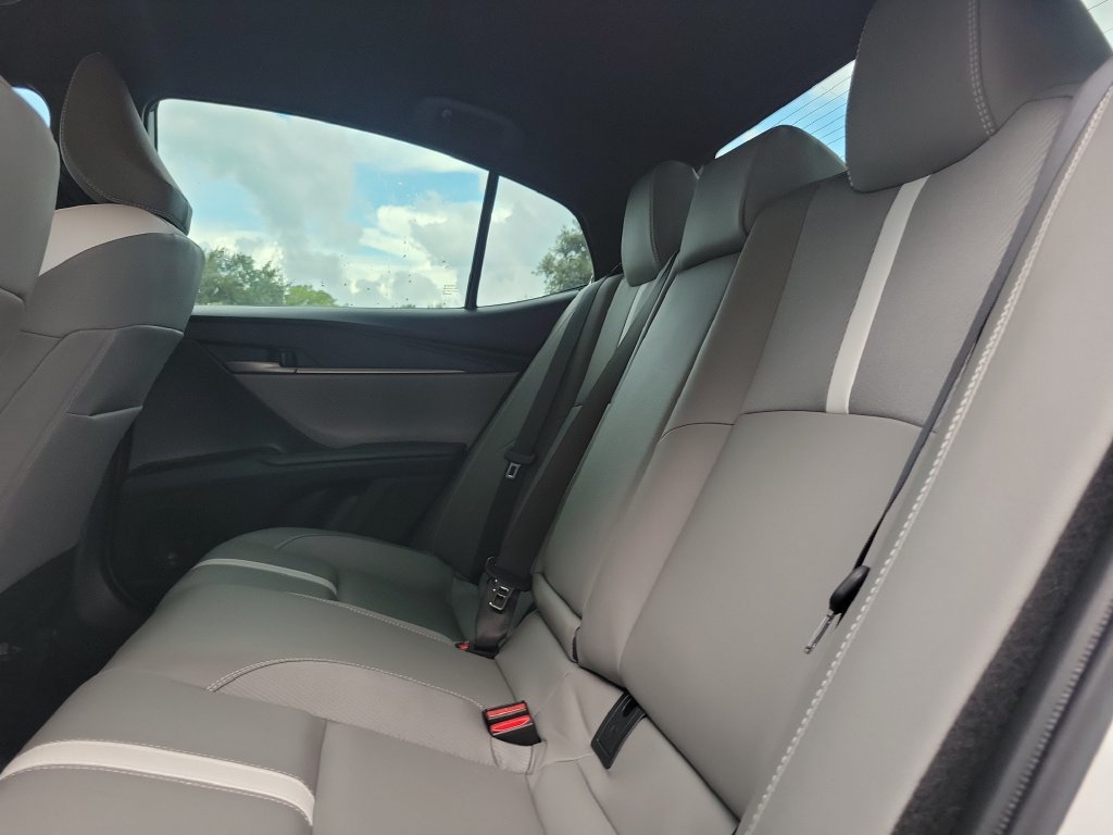 Used 2026 Toyota Camry SE FWD image 14