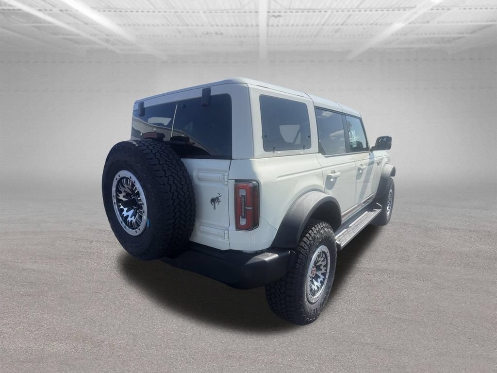 New 2026 Ford Bronco Outer Banks w/ Sasquatch Package AWD/4WD image 3