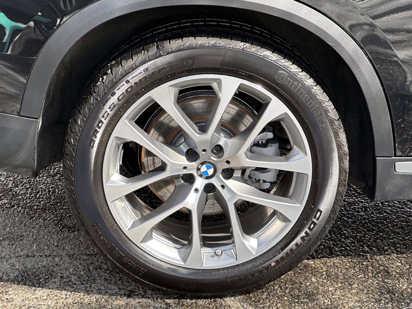 Used 2026 BMW X5 xDrive40i w/ Premium Package AWD/4WD image 12