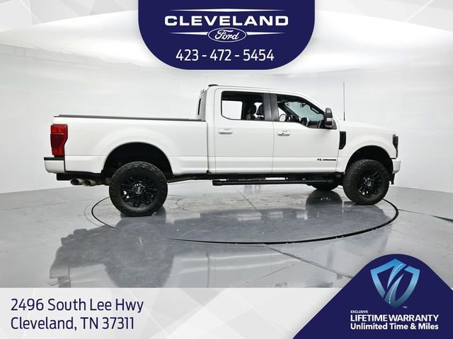 Used 2022 Ford F250 Lariat w/ Black Appearance Package image 2