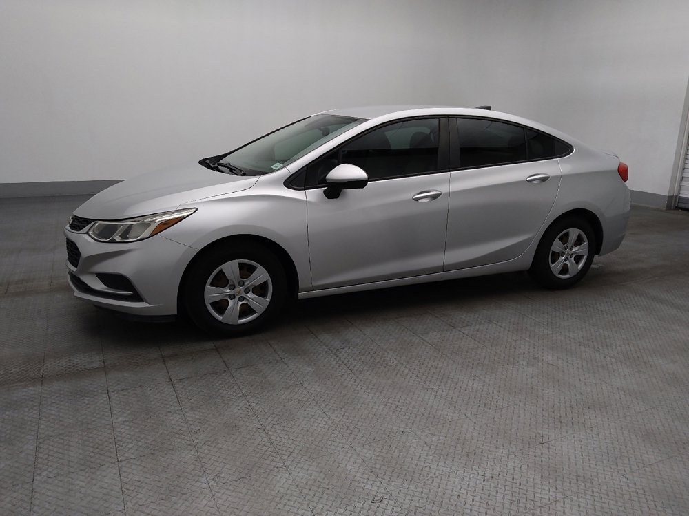 Used 2017 Chevrolet Cruze LS FWD image 2