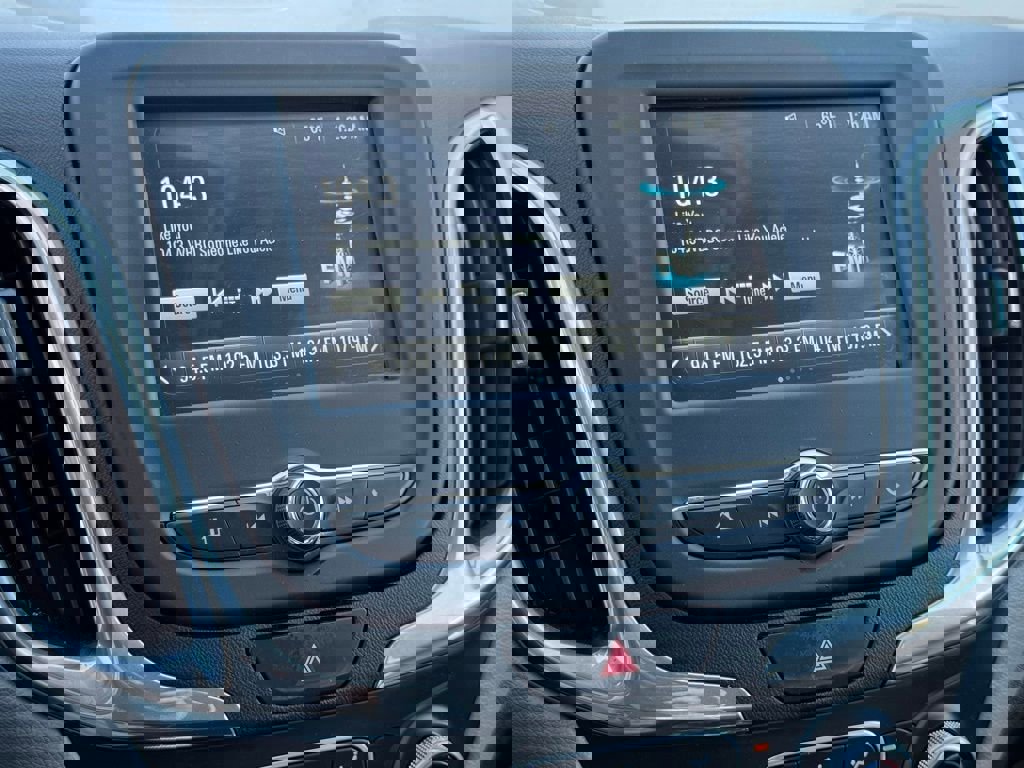 Used 2018 Chevrolet Equinox LT image 29