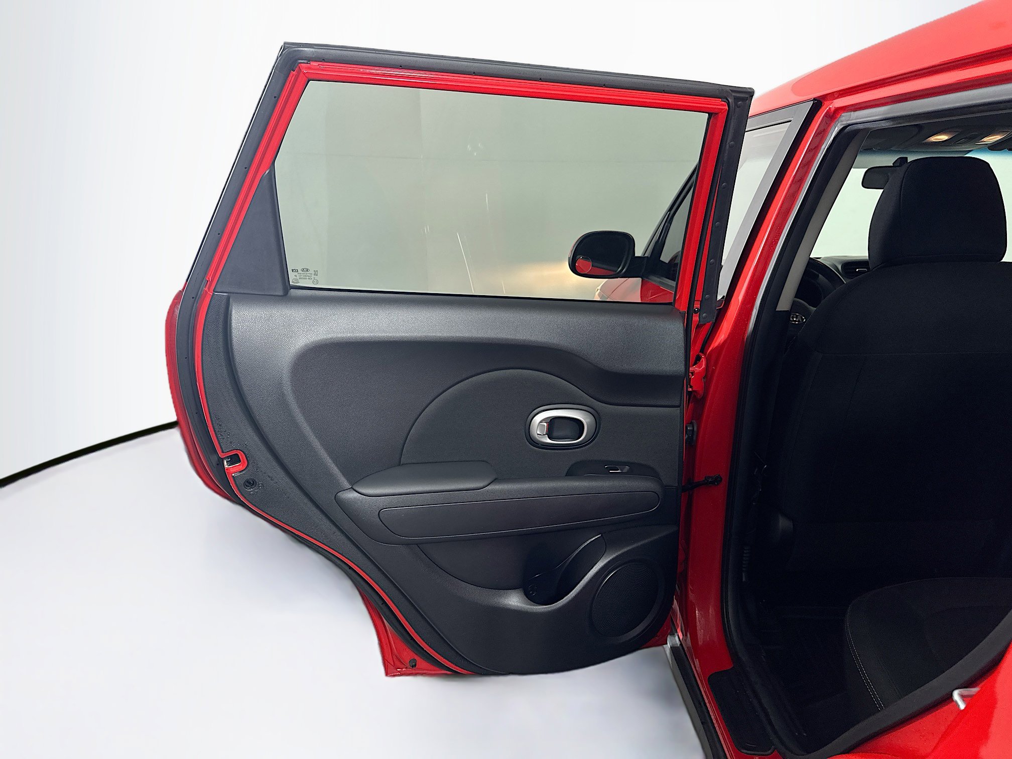Used 2018 Kia Soul + FWD image 25
