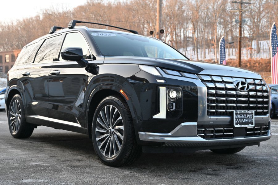 Used 2023 Hyundai Palisade Calligraphy image 9