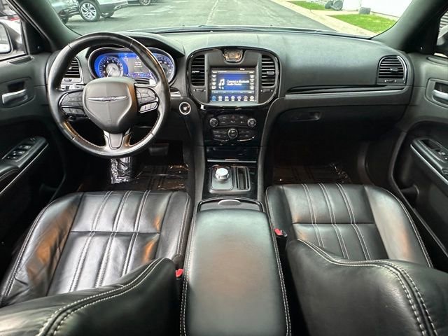 Used 2022 Chrysler 300 S image 31