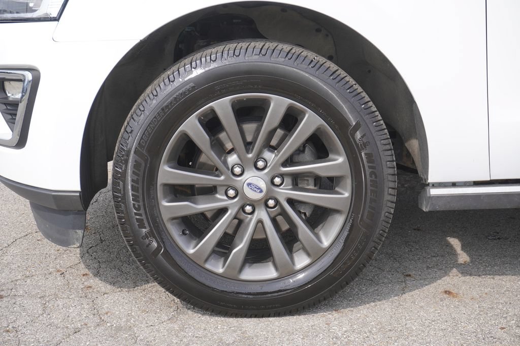 Used 2021 Ford Expedition Limited AWD/4WD image 10