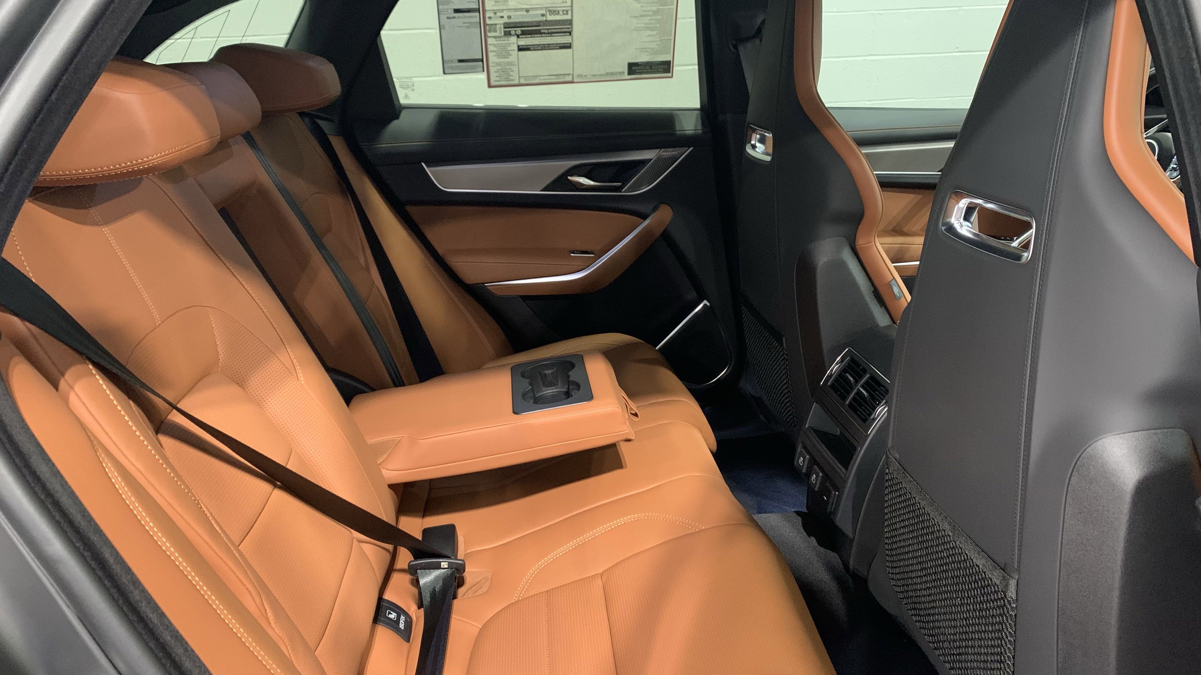 New 2026 Jaguar F-PACE R-Dynamic S image 16