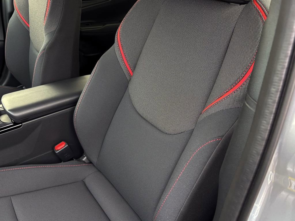 New 2026 Toyota Prius Plug-In Hybrid SE image 11