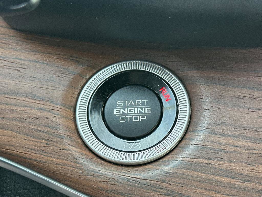 Used 2022 Jeep Grand Cherokee Summit w/ Advanced Protech Group IV image 24