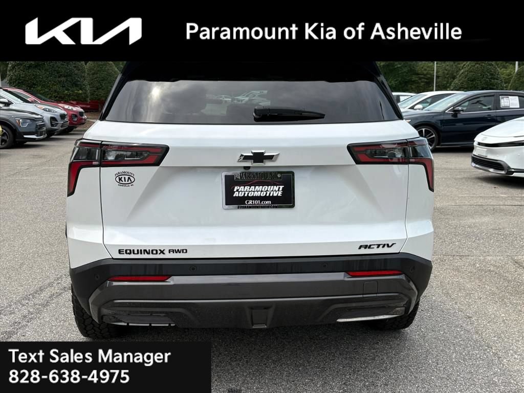 Used 2025 Chevrolet Equinox ACTIV w/ Convenience Package III AWD/4WD image 5