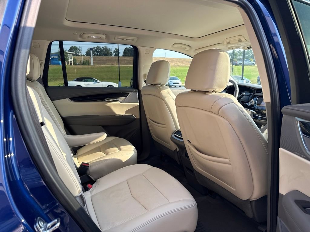 Used 2025 Cadillac XT6 Premium Luxury w/ LPO, Floor Liner Package AWD/4WD image 10