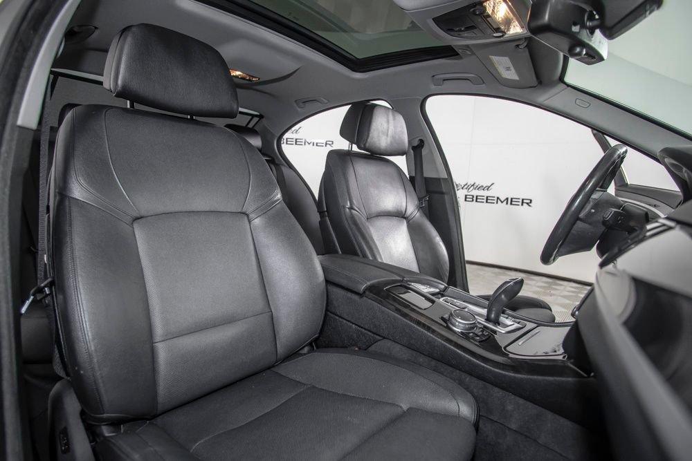 Used 2015 BMW 535i Sedan RWD image 16