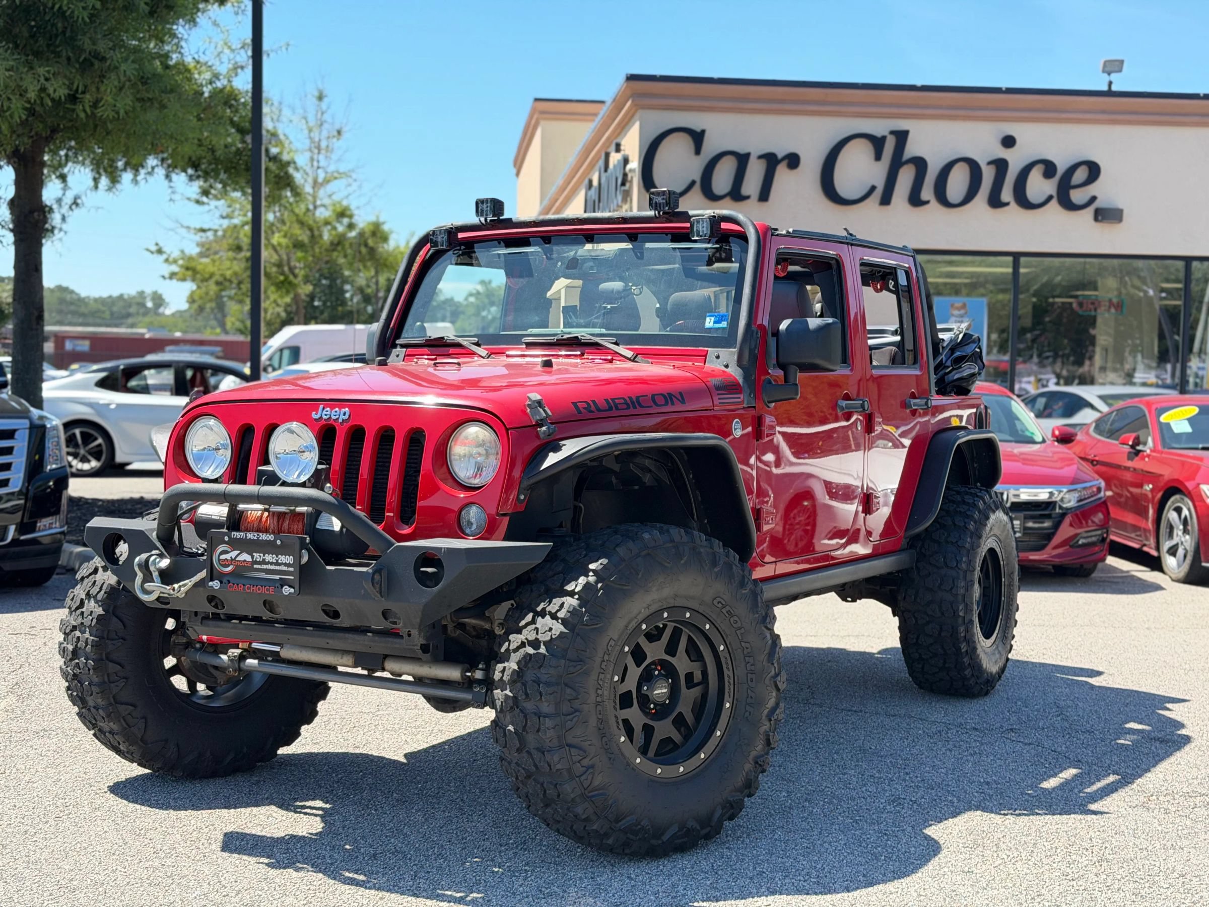 Used 2014 Jeep Wrangler Unlimited Rubicon w/ Connectivity Group AWD/4WD image 1