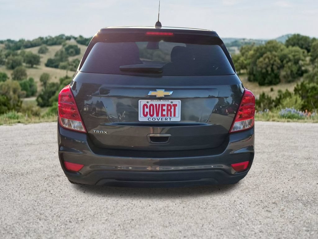 Used 2020 Chevrolet Trax LS w/ Tint and Cruise Package FWD image 9