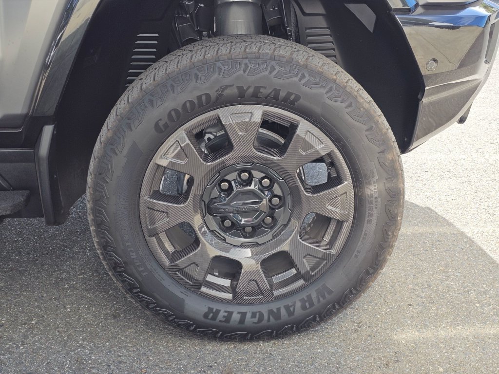 Used 2026 GMC Hummer EV 3X AWD/4WD image 9