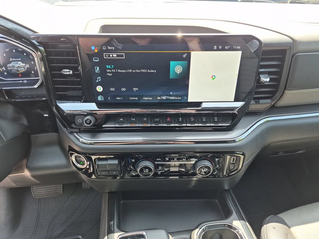 Used 2022 Chevrolet Silverado 1500 ZR2 w/ Technology Package AWD/4WD image 27