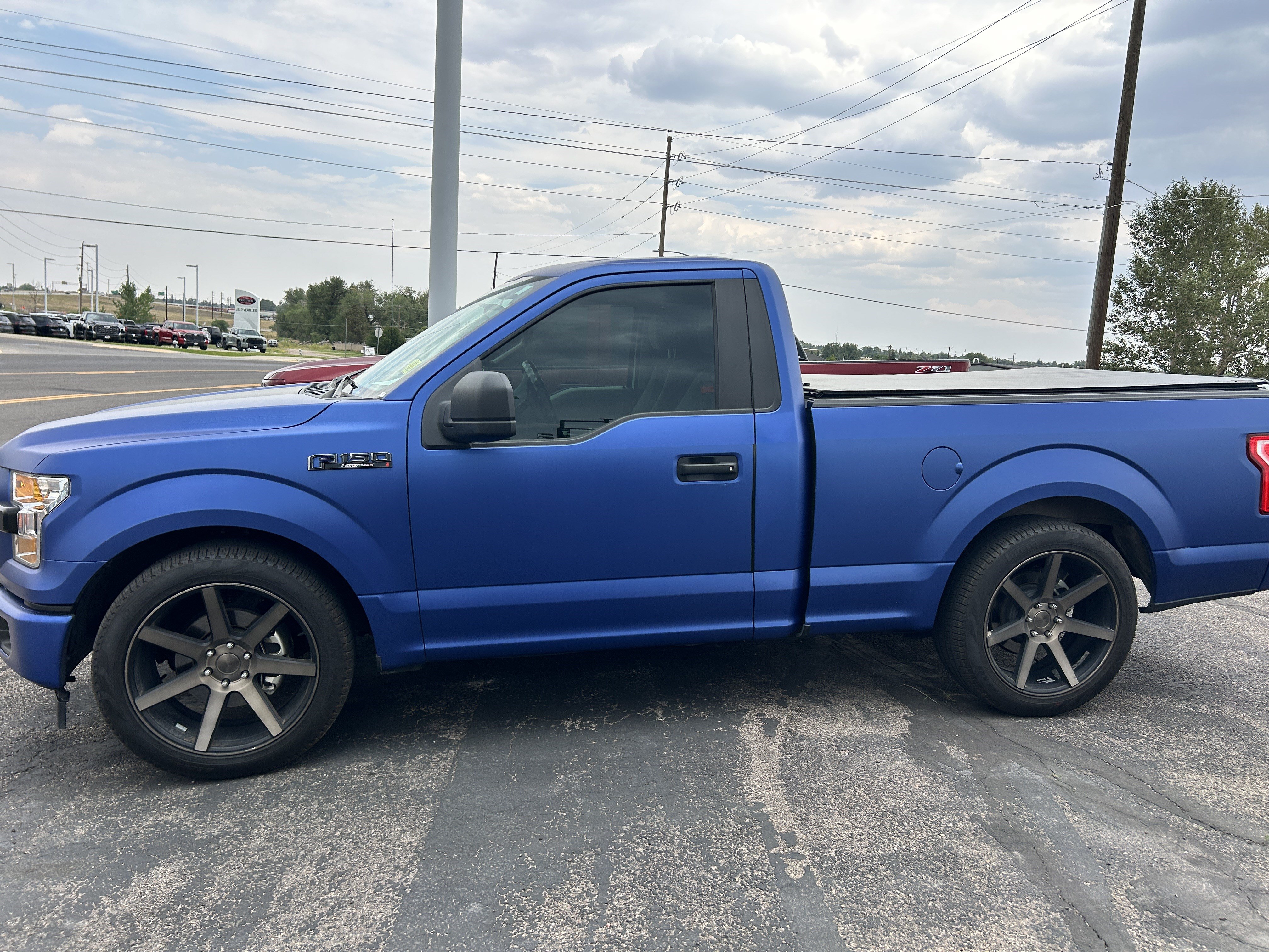 Used 2017 Ford F150 XL w/ Equipment Group 101A Mid RWD image 2