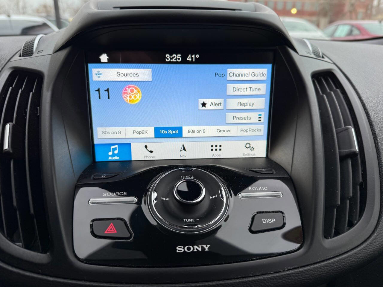 Used 2018 Ford Escape Titanium w/ Ford Safe & Smart Package image 19