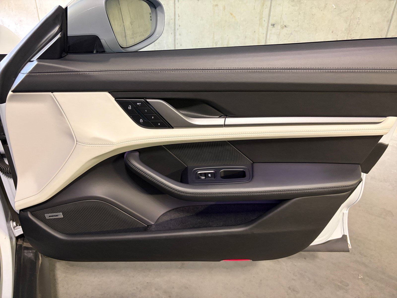 Certified 2022 Porsche Taycan 4S AWD/4WD image 24