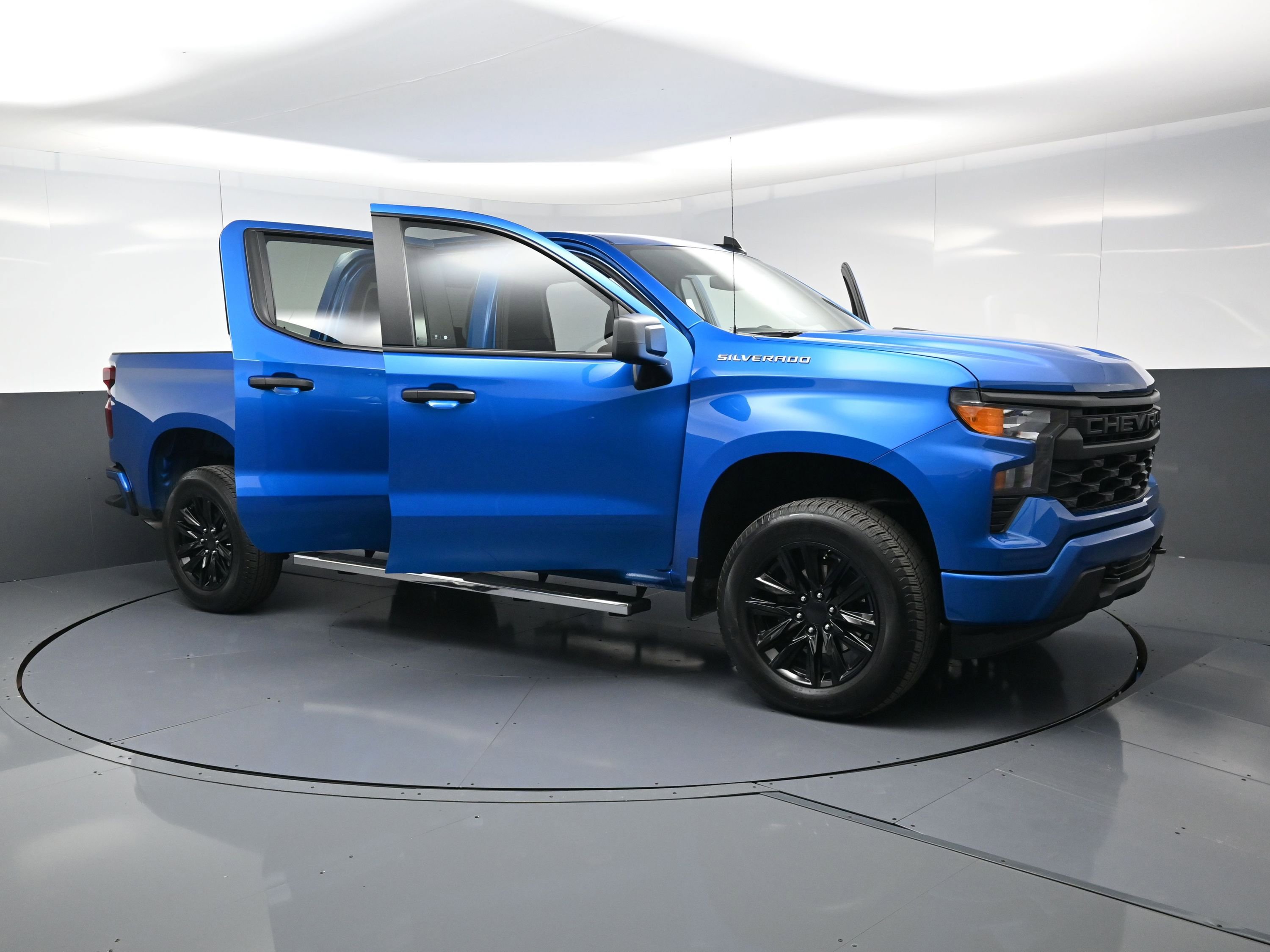 Certified 2024 Chevrolet Silverado 1500 Custom image 23