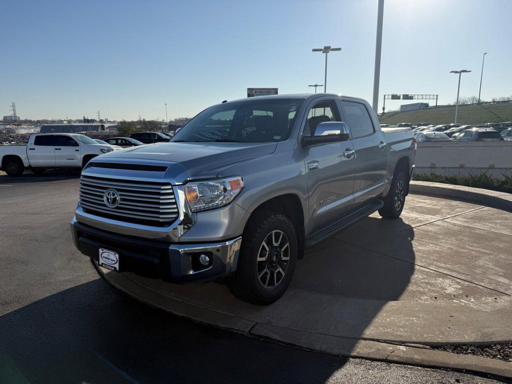 Used 2016 Toyota Tundra Limited w/ Limited Premium Package image 10