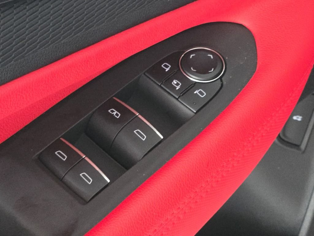 Certified 2025 Chevrolet Blazer EV RS AWD/4WD image 21