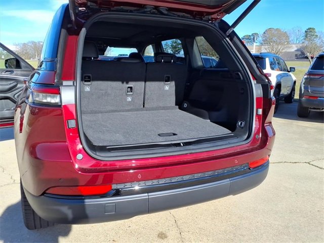 New 2025 Jeep Grand Cherokee Limited image 18