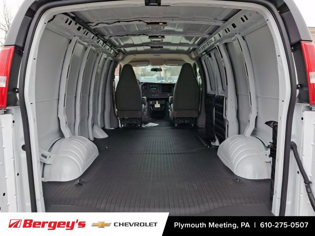 New 2025 Chevrolet Express 2500 w/ Driver Convenience Package image 17